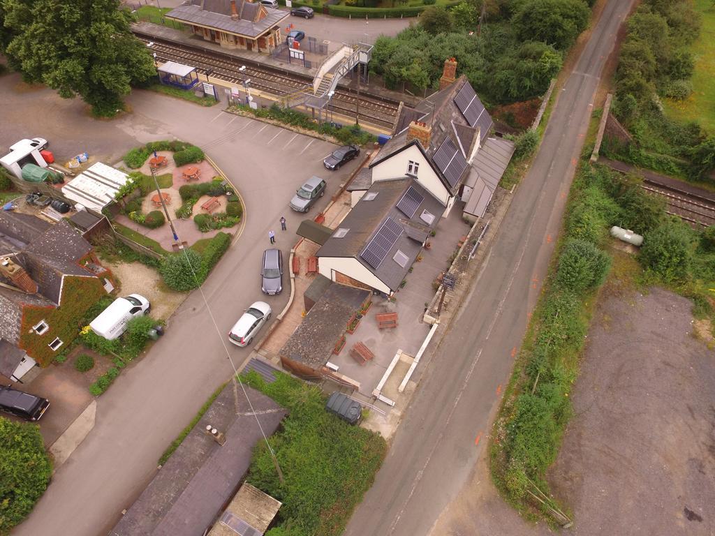 Railway Inn Culham Екстер'єр фото